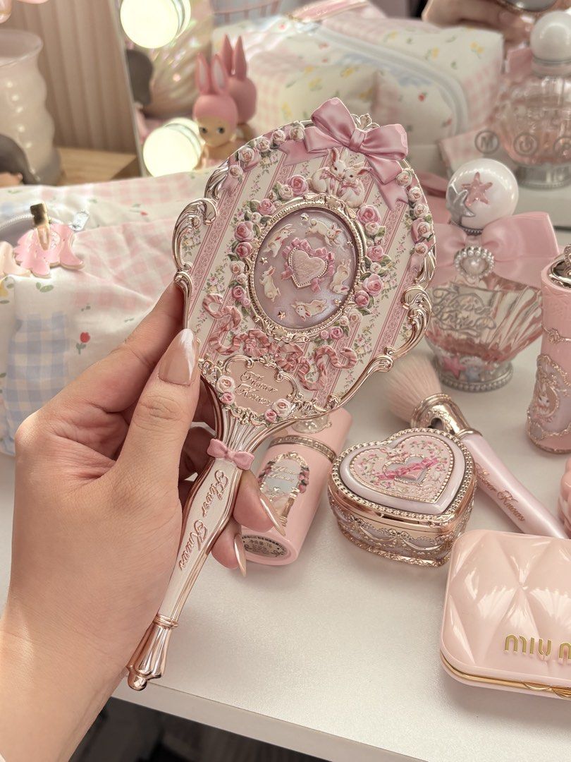 flower knows bonnie mirror (Category: Makeup) located in Muntinlupa City. Submitted by pinkgurlyyy (Listing ID 1469075608, Image 1). Description: brand new authentic.