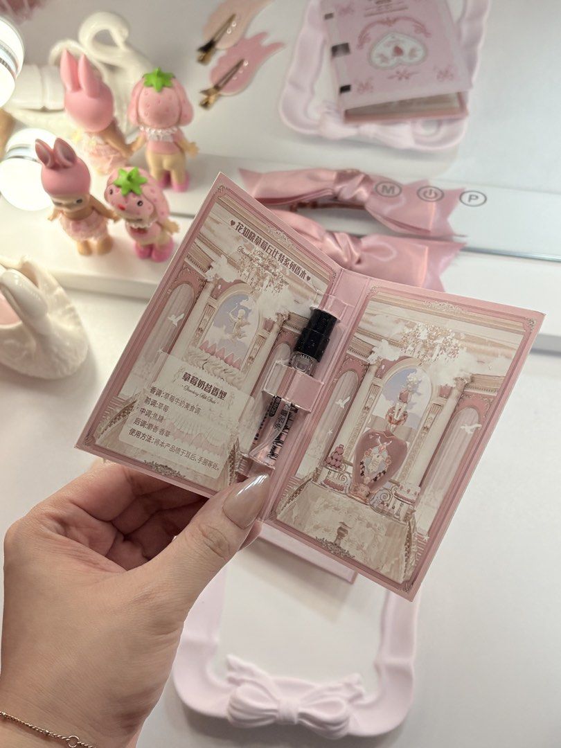 flower knows perfume sample 2ml (Category: Fragrance & Deodorants) located in Muntinlupa City. Submitted by pinkgurlyyy (Listing ID 1469081700, Image 3). Description: flower knows strawberry cupid perfume.