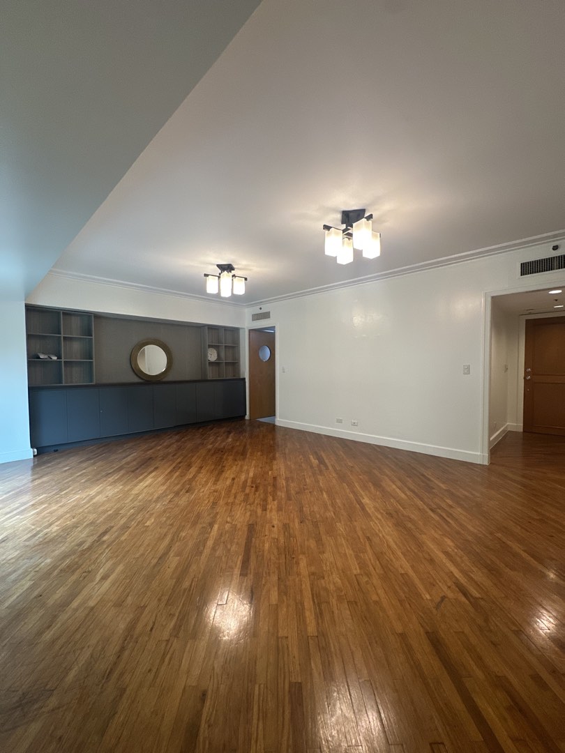 (Category: ) located in . Submitted by hvp.realtyinc (Listing ID 1469161527, Image 1). Description: .