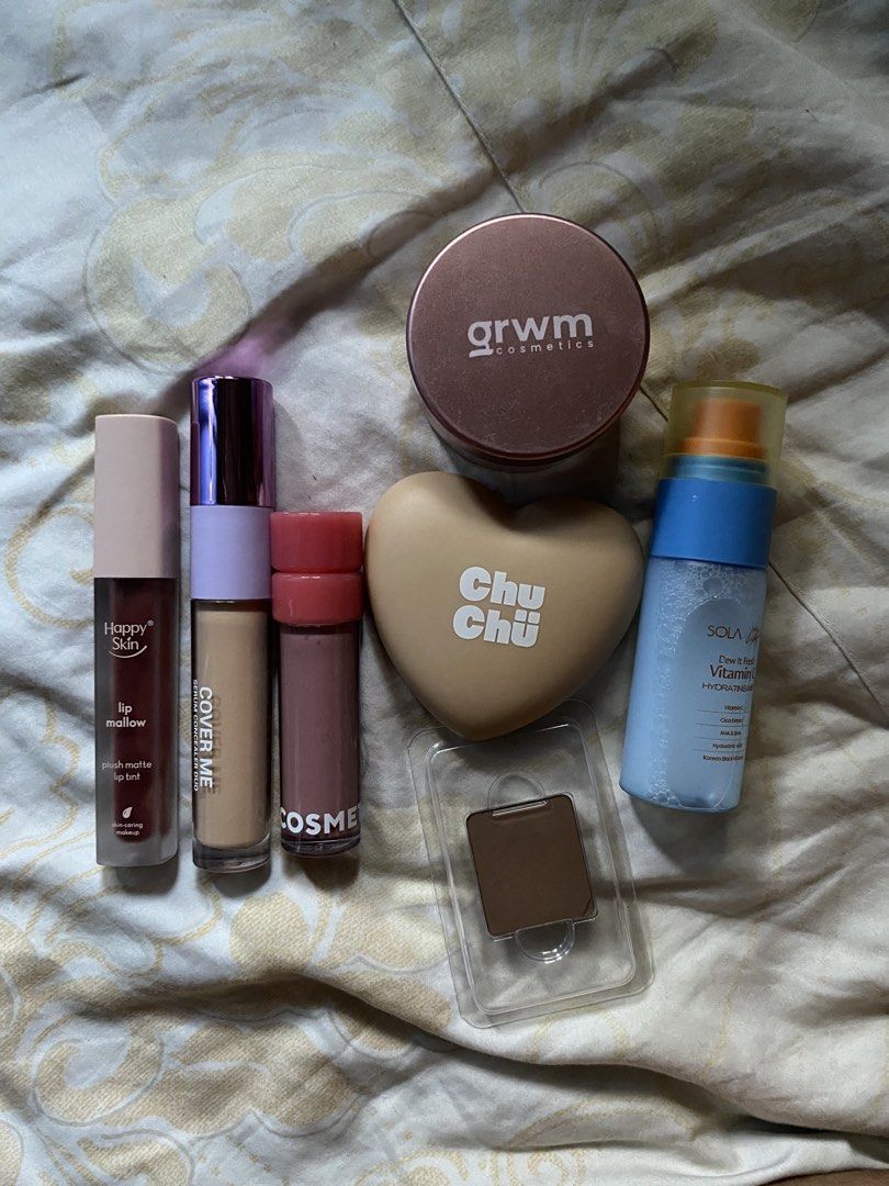 FOR SALE MAKE UP (Category: Makeup) located in Manila. Submitted by jazfinds_ (Listing ID 1469110998, Image 1). Description: FOR SALE: BNEW & LIGHTLY USED MAKEUPS 📍 LOC: Project 4, QC 💸 MOP: GCash / Cash on Meetup 🚚 Shipping: Lalamove / J&T (SF shouldered by buyer) SOLA VITAMIN C HYDRATING MIST MINI SIZE (used 1x only) ₱180 CHUCHU BRONTOUR DUO IN HOT FUDGE (swatched only) with box ₱199 GRWM POWDER IN BRIGHT N PINK MINI SIZE (80%) with box ₱150