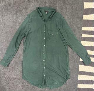 (Category: ) located in . Submitted by fast.closetfinds (Listing ID 1469022789, Image 1). Description: .