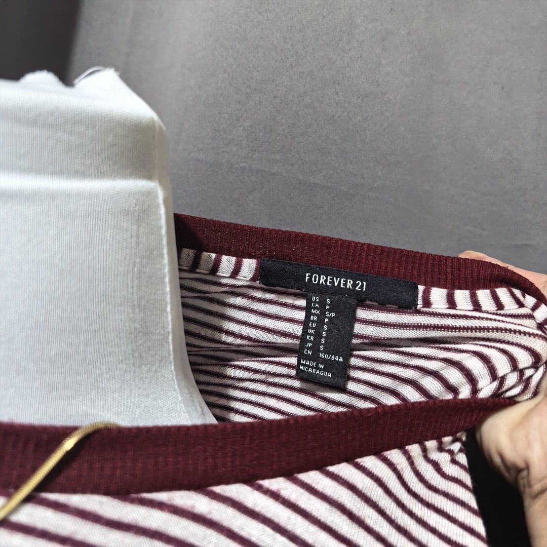 Forever 21 in stripes (Category: Shirts) located in Davao. Submitted by threadelle_davao (Listing ID 1469156904, Image 3). Description: Used 3x - still in good condition 👉🏻 We ship nationwide via J&T or LBC 👉🏻 Payment first basis 👉🏻 Delivery via Grab or Maxim for Davao buyers 👉🏻 Gcash - Maya wallet - Bank transfer only.