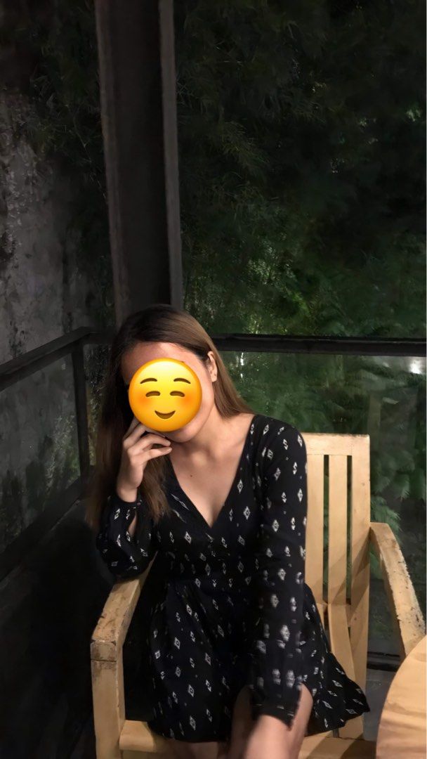 Forever 21 Long Sleeve Jumpsuit (Category: Dresses) located in Batangas. Submitted by wearmegals (Listing ID 1469084250, Image 2). Description: .