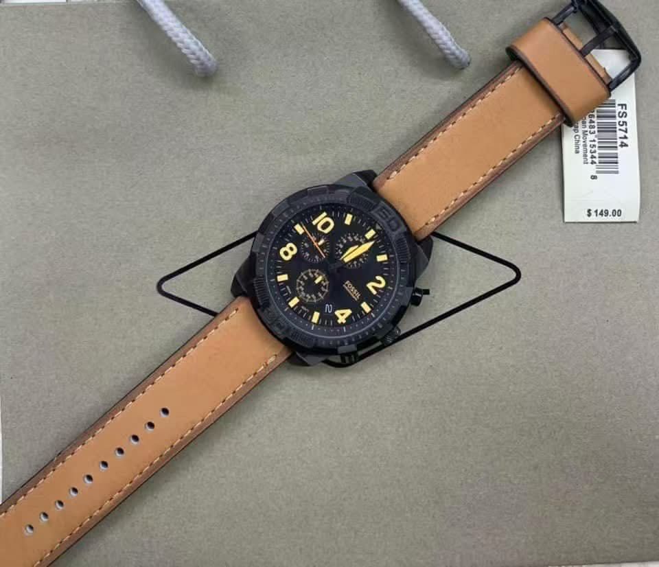 FOSSIL BRONSON CHRONO LEATHEE STRAP DIAL MENS AUTHENTIC WATCH (Category: Men's Watches) located in Quezon City. Submitted by watchme_authentic2 (Listing ID 1468968503, Image 2). Description: FOSSIL AUTHENTIC WATCH‼️💯 COMPLETE INCLUSIONS! .
