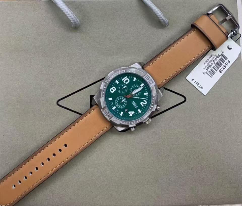 FOSSIL BRONSON CHRONO LEATHEE STRAP DIAL MENS AUTHENTIC WATCH (Category: Men's Watches) located in Quezon City. Submitted by watchme_authentic2 (Listing ID 1468968503, Image 3). Description: FOSSIL AUTHENTIC WATCH‼️💯 COMPLETE INCLUSIONS! .
