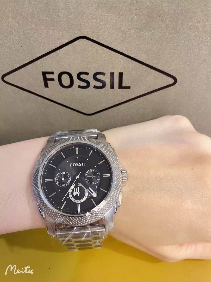 FOSSIL CHRONO SILVER BLACK DIAL MENS AUTHENTIC WATCH (Category: Men's Watches) located in Quezon City. Submitted by watchme_authentic2 (Listing ID 1468968708, Image 1). Description: FOSSIL AUTHENTIC WATCH‼️💯 COMPLETE INCLUSIONS! .
