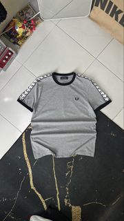 (Category: ) located in . Submitted by uneedthrift (Listing ID 1468970304, Image 1). Description: .