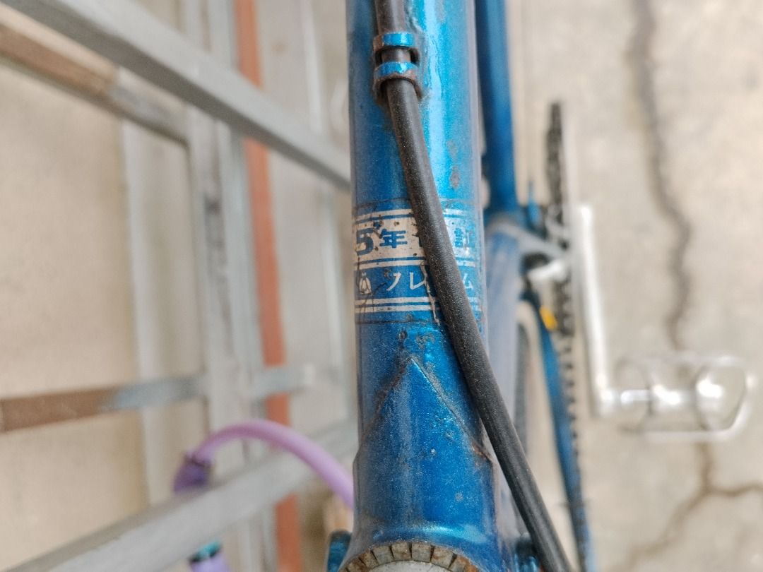 Fuji Road/Japan Randonneuse (Category: Bicycles) located in Caloocan City. Submitted by dlaurencea46143 (Listing ID 1469046320, Image 2). Description: Fuji Road, (Mid 70-80's) Made in 🇯🇵 shimano 600 Tri-color components, hubs(up to 9speed),FD/RD, Shimano 600 AX aero seatpost, Shimano 600 brake levers, Sakae Ringyo Custom-A Crankset (165mm), Modolo Cockpit (handlepost100mm, dropbar38-40cm), Hatta Swan Super Deluxe Headset, Brooks Cambium C19 sad
