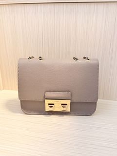 （分類：）位於 。 由 rbbbbbbb2952 提交（商品編號 1468982940，圖片 1）。簡介： 。
