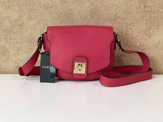(Category: ) located in . Submitted by luxury_galeries (Listing ID 1468961596, Image 1). Description: .