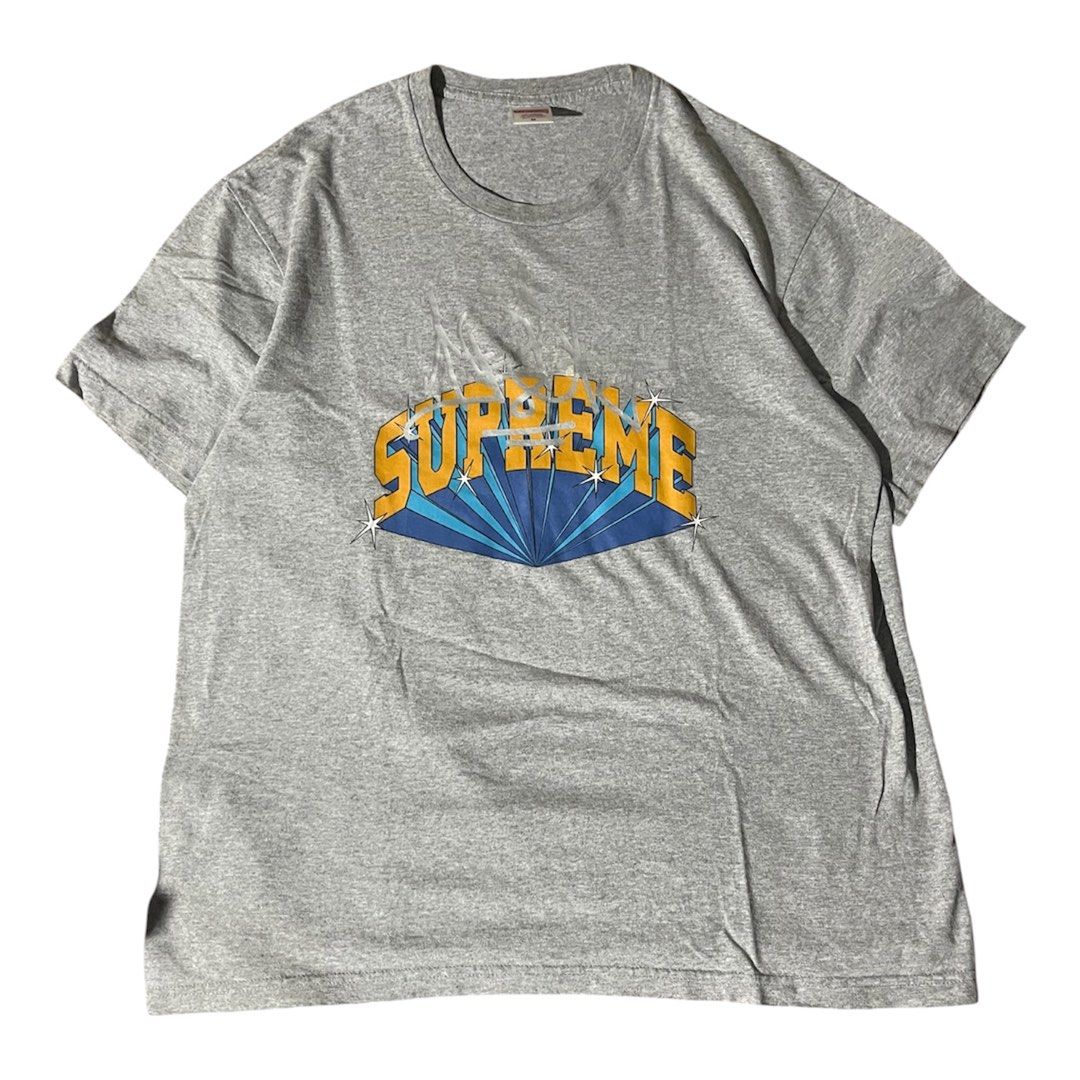 FW22 Supreme x IRAK Arc Tee (AUTHENTIC) (Category: Tshirts & Polo Shirts ) located in Calabanga. Submitted by benjiebaudelaire_13 (Listing ID 1469091726, Image 1). Description: M ON TAG 22x29 9.8 COLOR RATE VERY MINIMAL HAIRLINE NOT VISBLE VERY EXCELLENT CONDITION.