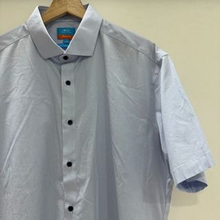 (Category: ) located in . Submitted by ayongattire (Listing ID 1469016769, Image 1). Description: .