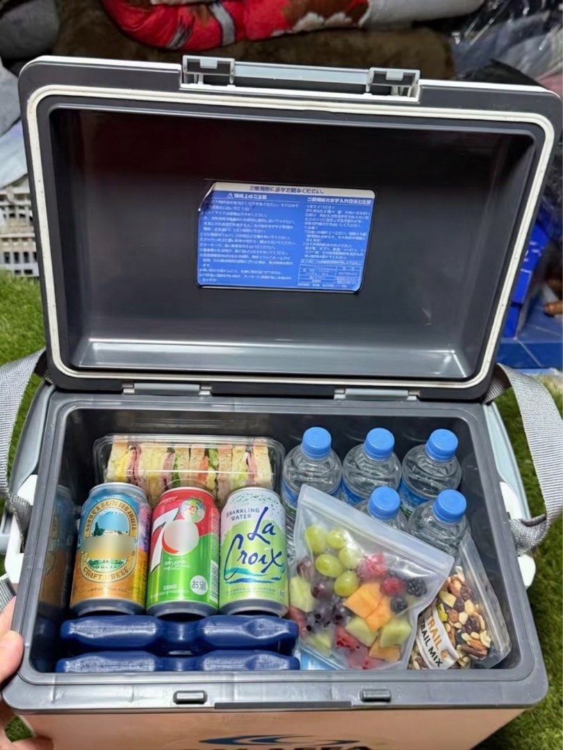 GALASEA COOLER (Category: Food Organization & Storage) located in Sablan. Submitted by gongonshelley12 (Listing ID 1469082189, Image 1). Description: 900 only!!! EXCELLENT NA EXCELLENT CONDITION COOLER GALASEA BRAND ESTIMATE 14 liters 32cm X 22cm X 28cm.