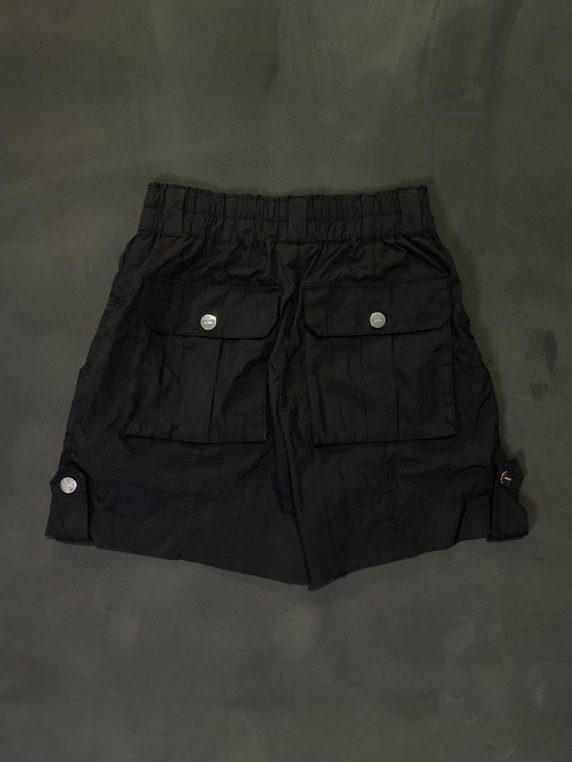Ganni Short (Category: Luxury Apparel) located in Bocaue. Submitted by mosthighcollective (Listing ID 1469120805, Image 1). Description: Ganni Short Size: 28-32 waist Dimes: 28-32 waist 15.5 length Open leg: 12 Excellent condition No issue 1200 only Dm me to purchase 📥.