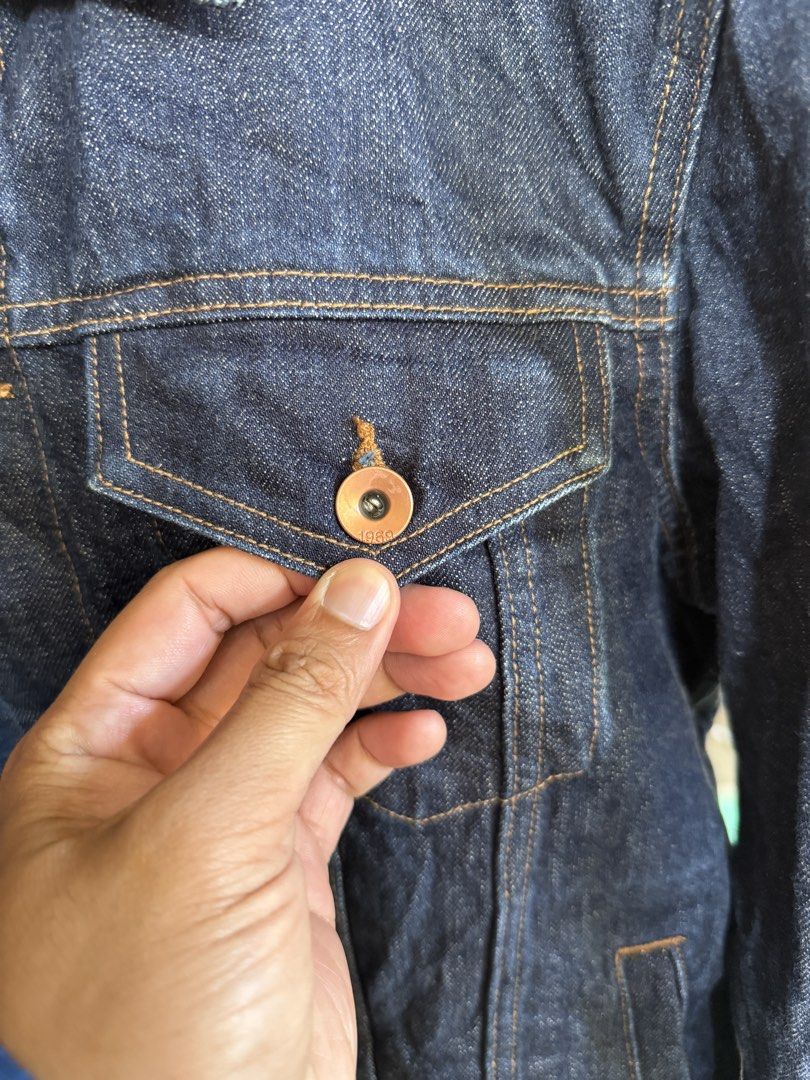 GAP 1969 Japanese Selvedge Denim Jacket (Category: Coats, Jackets and Outerwear) located in Manolo Fortich. Submitted by thriftacktoe34 (Listing ID 1468985967, Image 3). Description: Excellent condition Color rate 9.5/10 Size Medium Tall Dimes W21 x L25 Issue: fades check last 3 pics.