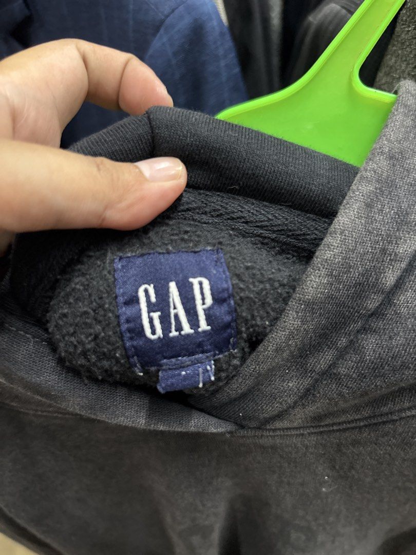 Gap Hoodie Cropped Jacket (Category: Coats, Jackets and Outerwear) located in Puerto Princesa. Submitted by 18arc (Listing ID 1469089476, Image 3). Description: .