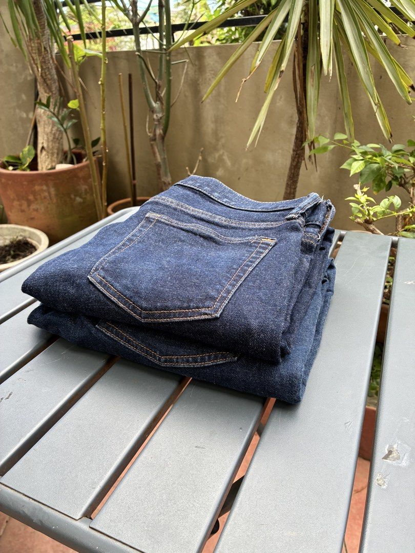 GAP JEANS (Category: Jeans) located in Las Pinas. Submitted by iamlowenz (Listing ID 1469156449, Image 1). Description: Selling 2 pairs of Gap Jeans Slim and Slim Taper Both 31 x 30 Both are lightly used Asking price is 990 each Guaranteed authentic, bought in store RFS: Not my size anymore 😫.