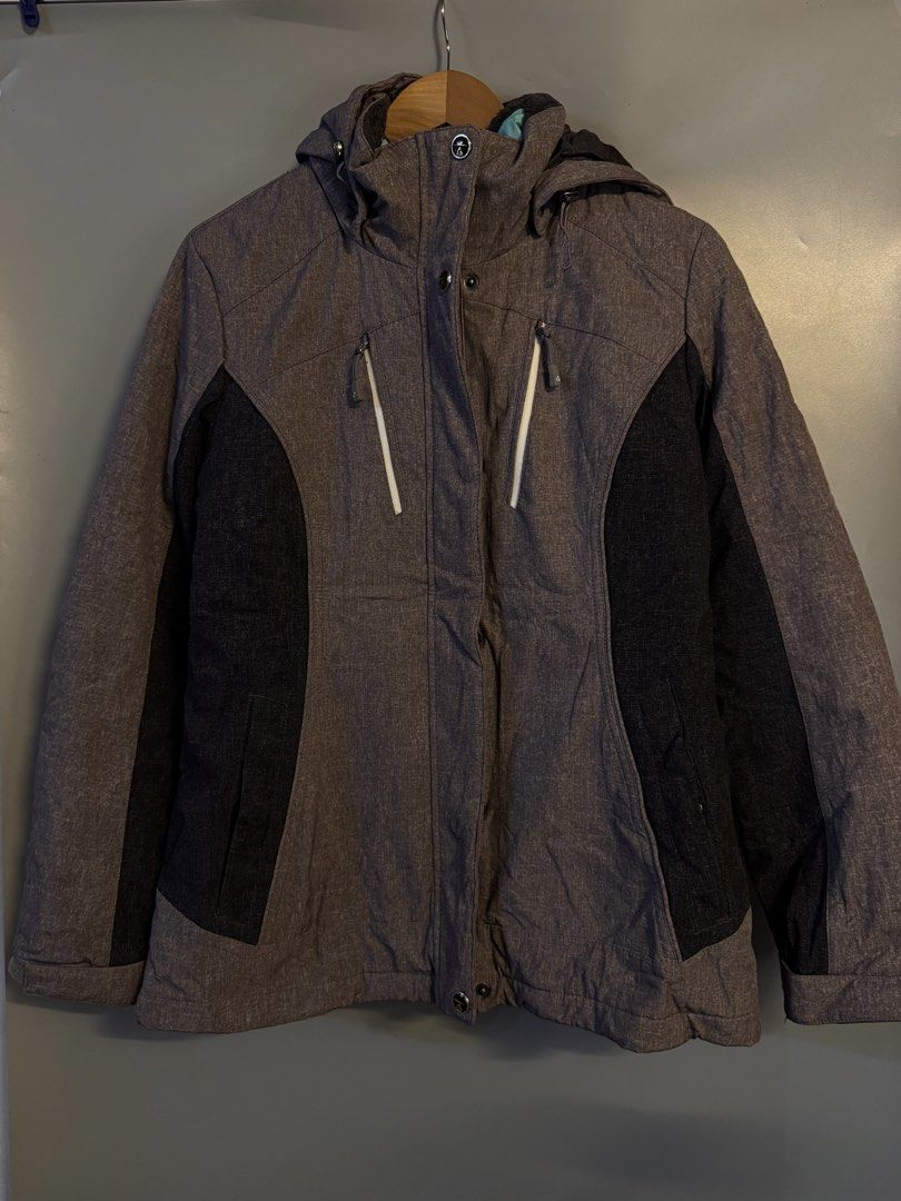 Gerry 3-in-1 Winter Jacket with Quilted Liner (Category: Coats, Jackets and Outerwear) located in Alaminos. Submitted by outfitcheck.ph (Listing ID 1469101542, Image 1). Description: - Authentic Gerry winter jacket in stylish grey and black - Includes a detachable mint green quilted inner jacket for versatile wear - Warm hood lined with dark grey fuzzy material - Secure zip-up front with snap-button storm flap - Two convenient zippered chest pock
