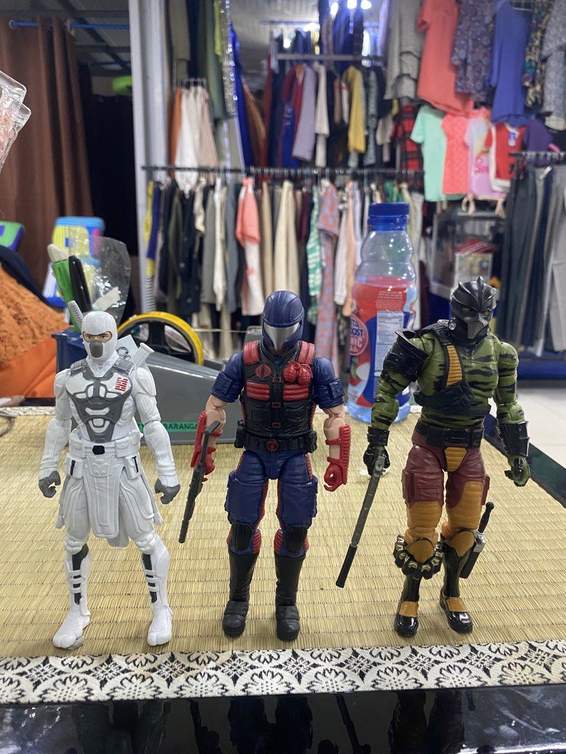 G.I Joe Figures (Category: Figurines & Statues) located in Manila. Submitted by curlcyspreloved (Listing ID 1468998435, Image 2). Description: .