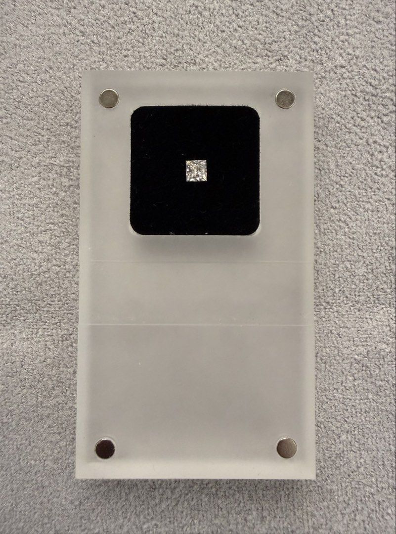 GIA Princess Cut Diamond (Category: Precious Stones) located in Mandaluyong City. Submitted by preciousregalia (Listing ID 1469060028, Image 3). Description: GIA Princess Cut Diamond Carat- .40ct Color- J Clarity- VVS2 Price: P28,000.