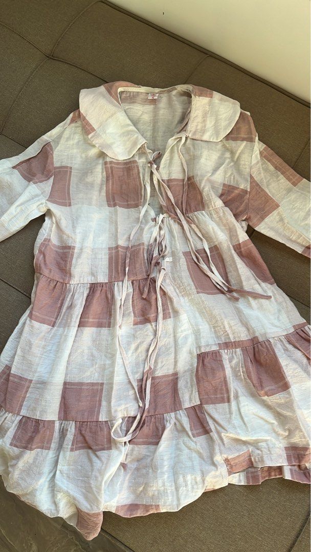 gingham tiered smock dress (Category: Dresses) located in Digos. Submitted by namiyuuu1 (Listing ID 1468951735, Image 2). Description: .