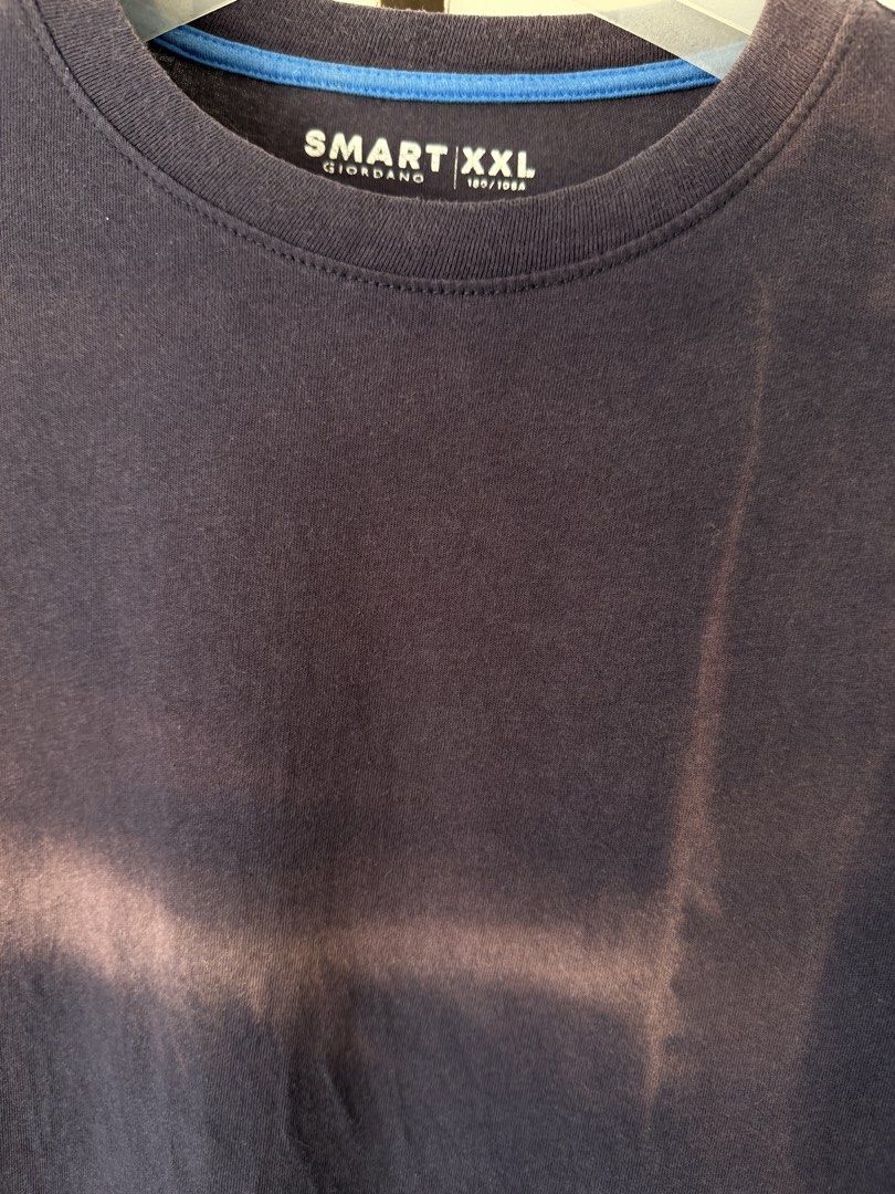 Giordano shirt (Category: Tshirts & Polo Shirts ) located in Quezon City. Submitted by satisfied_buyer (Listing ID 1468971401, Image 2). Description: Giordano shirt With stains Shoulders 52m Chest 50m Length 74m Decluttering .