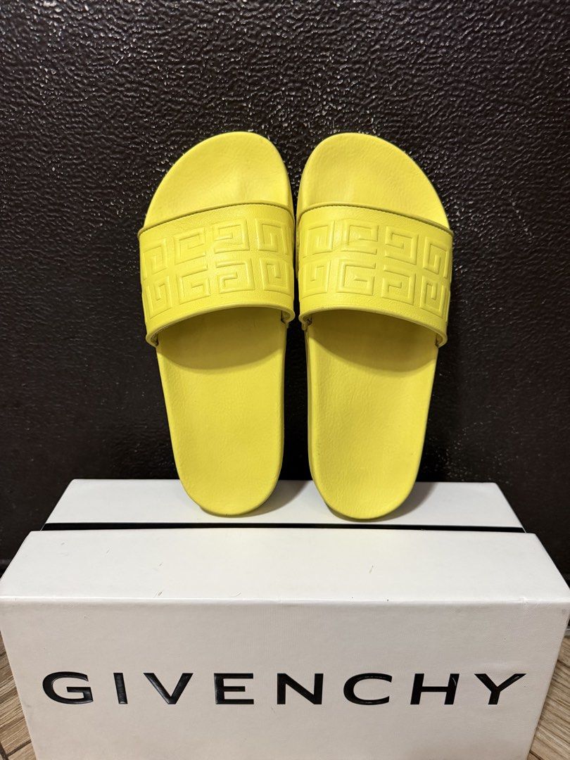 Givenchy Slides (Category: Luxury Apparel) located in Manila. Submitted by khayedee (Listing ID 1469136298, Image 1). Description: Authentic Givenchy Slides Size 8 With Dustbag, & Box Complete Set Location : QC.