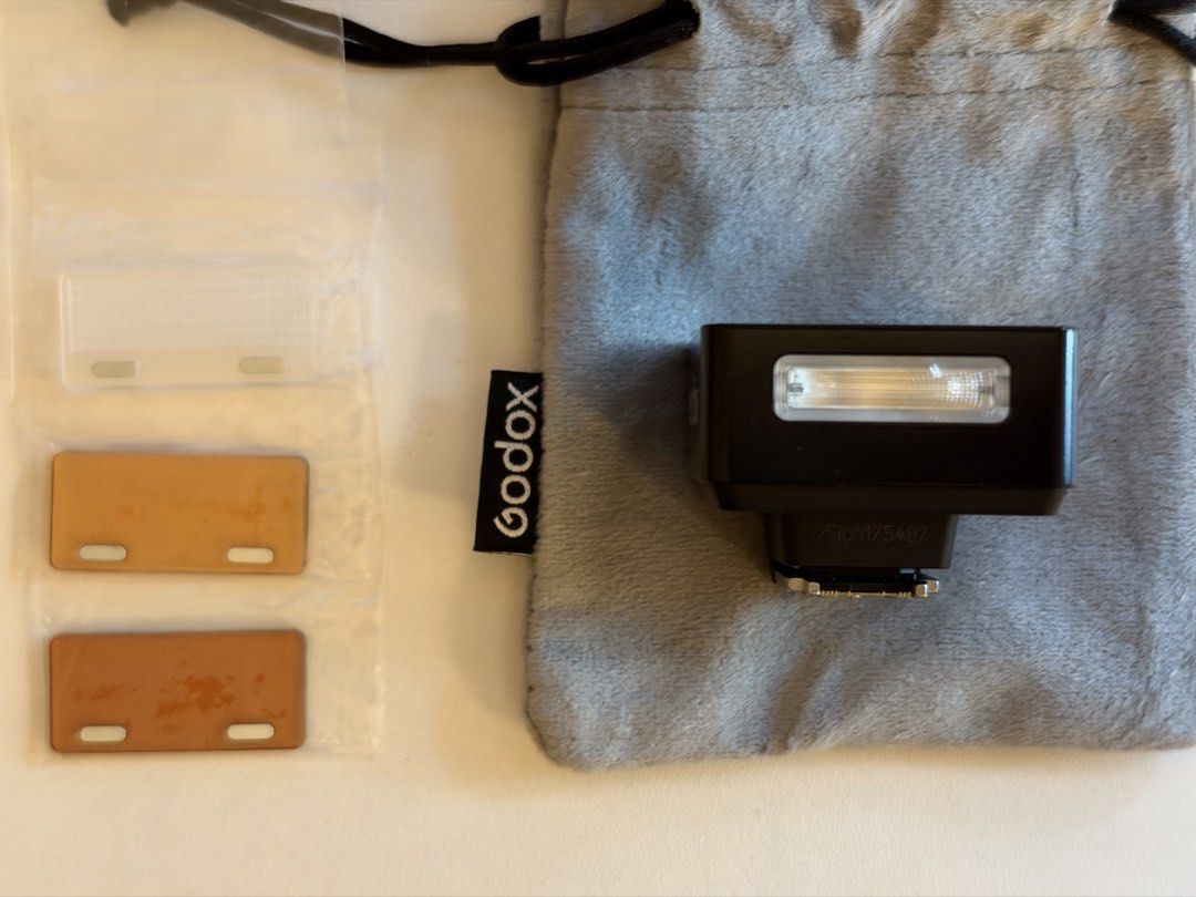Godox iT20S Mini Flash with TTL for Sony (Category: Flashes) located in Las Pinas. Submitted by nastiegal (Listing ID 1469067736, Image 2). Description: -Used once only -Comes with its original pouch, and 3 light diffuser. I threw away the box already -Bought last June only. I didn't take off the plastic film on the back -Original price: P2,600 -Very compact and powerful with TTL RFS: Upgrading camera.