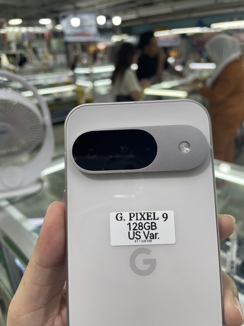 Google Pixel 9 128GB US Variant Openline No Issue (Category: Google Pixel) located in Pasig City. Submitted by 3gshop (Listing ID 1469043585, Image 2). Description: Google Pixel 9 128GB US Variant Openline No Issue Condition: Second hand, good condition All working - No repair history, Face Unlock Working Inclusions: Unit, Charger, Clear case Location: Pasig, San Juan, Greenhills, open for pickup / meetup Payment: Cash / GCash / Bank Transfer Mes