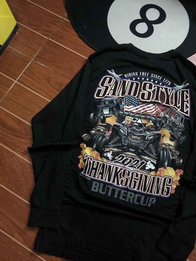 GRAPHIC LONGSLEEVE (Category: Coats, Jackets and Outerwear) located in Cavite. Submitted by secondhandco.archive552 (Listing ID 1468935583, Image 3). Description: GRAPHIC LONGSLEEVE 📌W(18) L(29) 📌ISSUE: N/A 📌COLOR RATE: 9.9/10 📌CONDITION: 9.9/10.