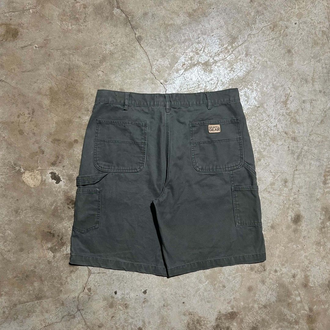 Gravel Gear Moss Green Carpenter Shorts (Category: Shorts) located in Manila. Submitted by arvinnn_ (Listing ID 1469061663, Image 1). Description: Gravel Gear Moss Green Carpenter Size 36 on tag Waist 36 Length 22 Hem 13 Excellent Condi No Issue 550+sf Antipolo Rizal.