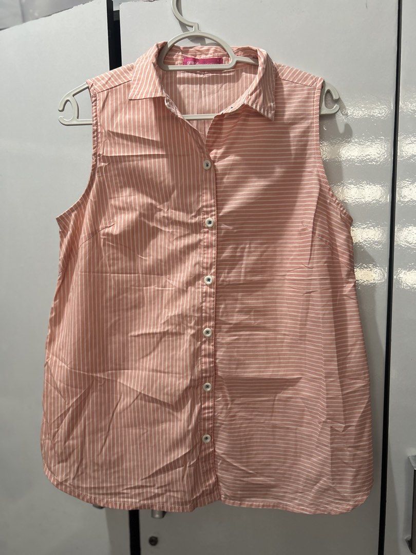 Great Expectations Striped Sleeveless Maternity Button-Down (Category: Sleeveless) located in Pasig City. Submitted by ladyleslieisletavelarde4902 (Listing ID 1469090039, Image 1). Description: A sweet and breezy sleeveless maternity top featuring mixed directional pinstripes in soft peach pink, a full button front, and a classic pointed collar. Brand: Great Expectations Maternity Tag Size: Small (S) Fabric: Lightweight, breathable 100% cotton po