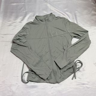 (Category: ) located in . Submitted by freshandpreloved (Listing ID 1468948605, Image 1). Description: .