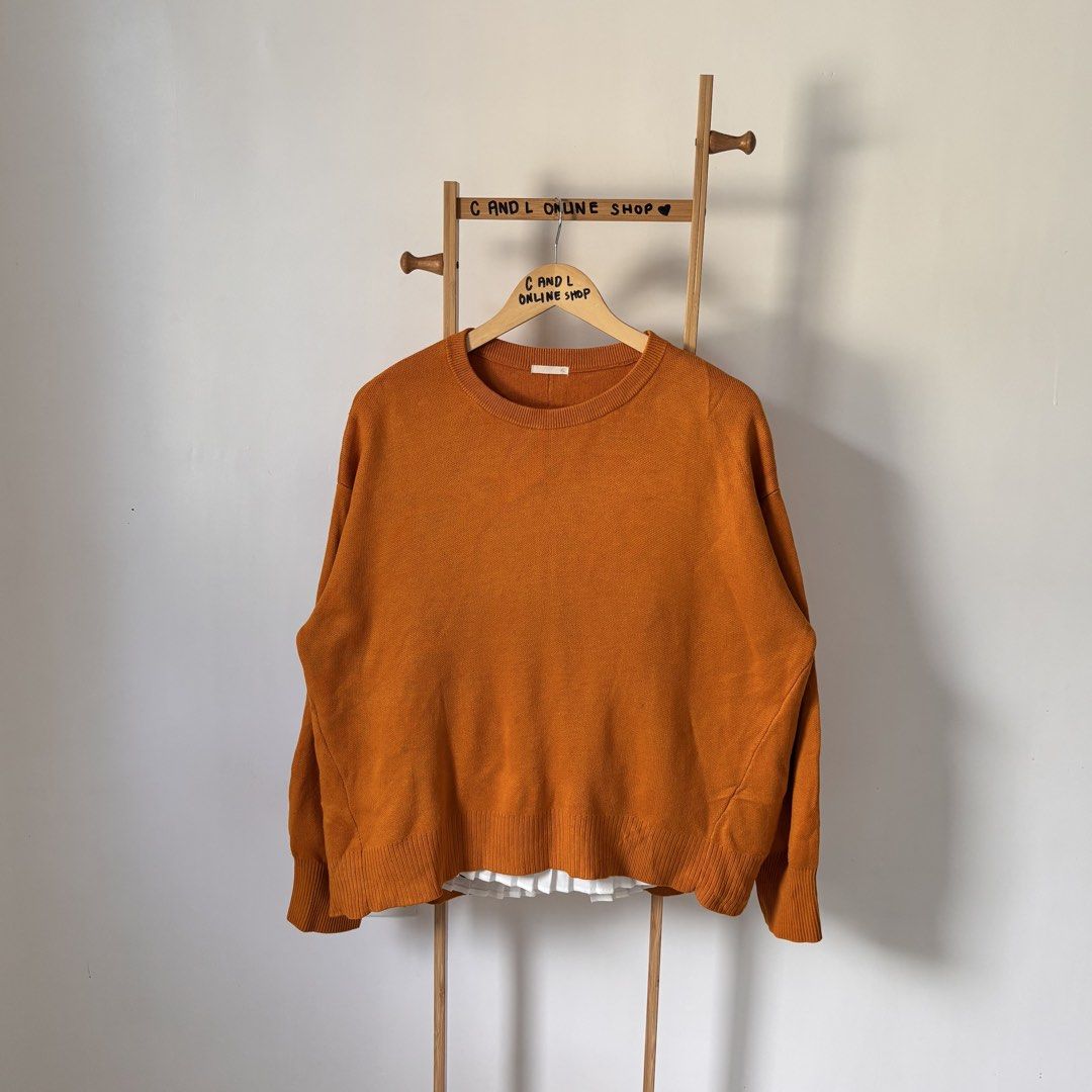 GU by UNIQL0 oversized crew neck sweater (Category: Longsleeves) located in Guiguinto. Submitted by candlonlineshop (Listing ID 1469093307, Image 3). Description: ✨FIRST TO PAY BASIS✨ GU by UNIQL0 oversized crew neck sweater Size on tag: XL Condition: 9.5/10 Width : 24” Length: 24” Flaw/s: none ₱300 + sf 📍Bulacan 🚚Sh0pee check out (SPX) | J&T express •Items may have minor unnoticed flaws — please manage your expectations as you are dealing with