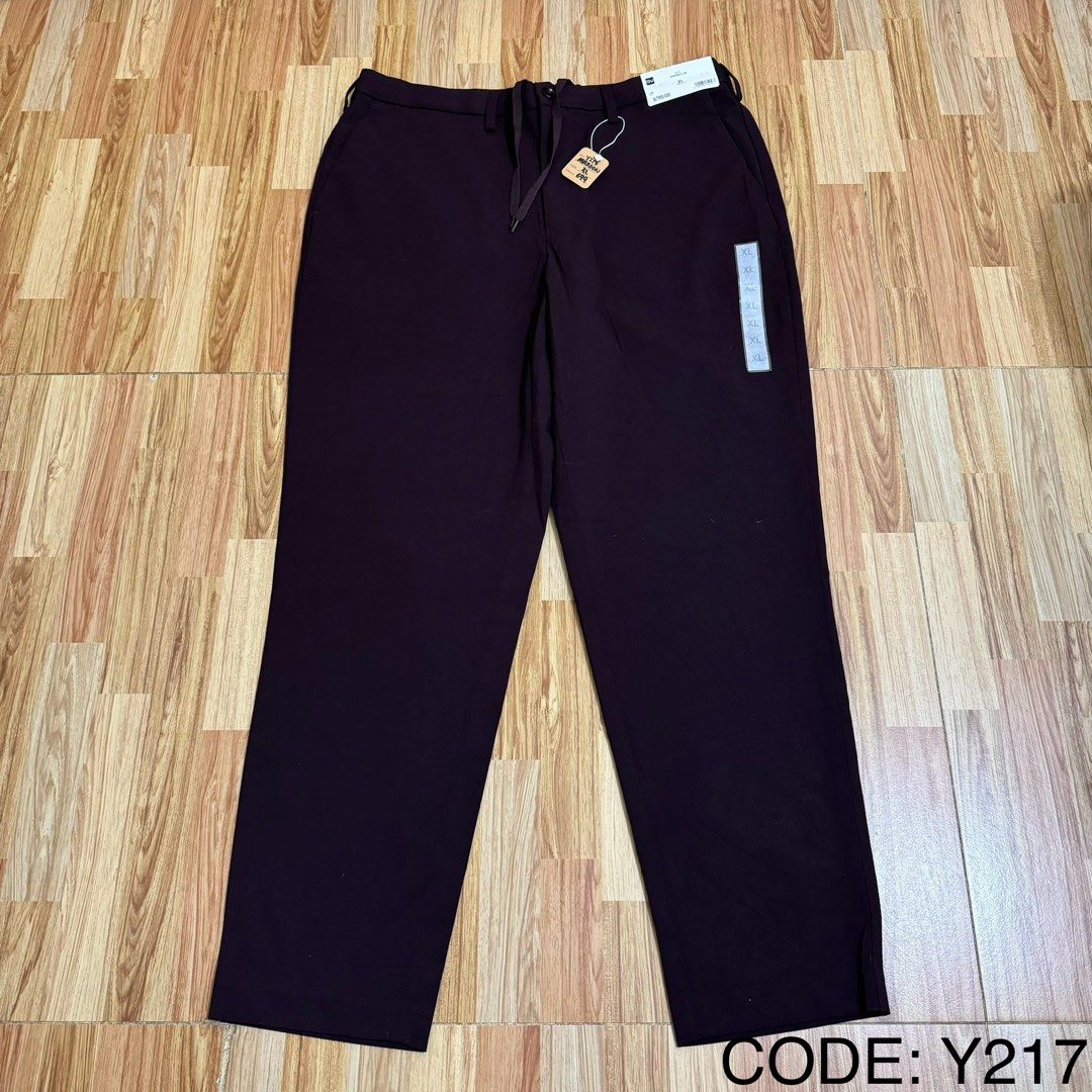 GU MEN’S EASY ANKLE PANTS (Category: Trousers) located in Manila. Submitted by thrifthing_121102 (Listing ID 1469158173, Image 1). Description: GU MEN’S EASY ANKLE PANTS •SIZE: XL •WAIST: 34-36” •LENGTH: 39” •HEM: 7” •COLOR: Maroon •CODE: Y217 •Brandnew with Tag •NO ISSUES ₱699 + SF ✅All items are in excellent to new condition. ✅Color may vary due to lighting. 📦J&T Express or Lalamove Shipping. 💸Gcash Payment. 📍Moonwalk, Paranaque City.