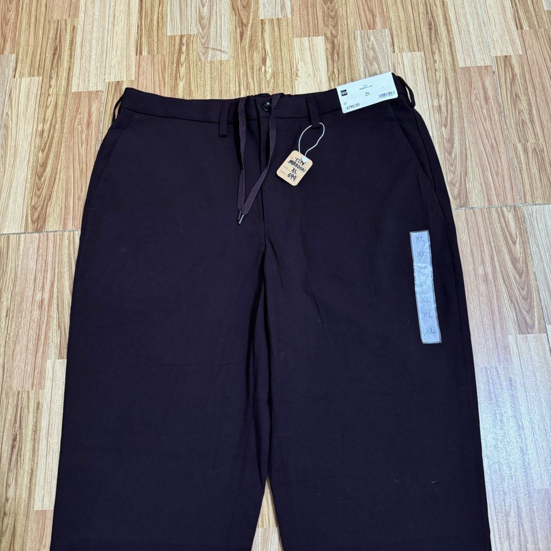 GU MEN’S EASY ANKLE PANTS (Category: Trousers) located in Manila. Submitted by thrifthing_121102 (Listing ID 1469158173, Image 3). Description: GU MEN’S EASY ANKLE PANTS •SIZE: XL •WAIST: 34-36” •LENGTH: 39” •HEM: 7” •COLOR: Maroon •CODE: Y217 •Brandnew with Tag •NO ISSUES ₱699 + SF ✅All items are in excellent to new condition. ✅Color may vary due to lighting. 📦J&T Express or Lalamove Shipping. 💸Gcash Payment. 📍Moonwalk, Paranaque City.