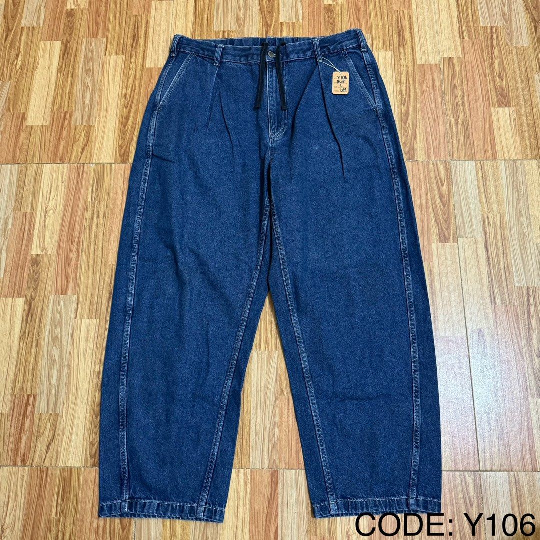 GU MEN’S EASY BARREL LEG JEANS (Category: Jeans) located in Manila. Submitted by thrifthing_121102 (Listing ID 1469141951, Image 1). Description: GU MEN’S EASY BARREL LEG JEANS •SIZE: Large •WAIST: 33-34” •LENGTH: 38” •HEM: 8.5” •COLOR: Blue •CODE: Y106 •EXCELLENT CONDITION •NO ISSUES ₱699 + SF ✅All items are in excellent to new condition. ✅Color may vary due to lighting. 📦J&T Express or Lalamove Shipping. 💸Gcash Payment. 📍Moonwalk, Paranaque 