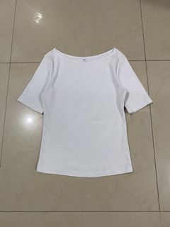(Category: ) located in . Submitted by hustlethrift_2600 (Listing ID 1468932271, Image 1). Description: .