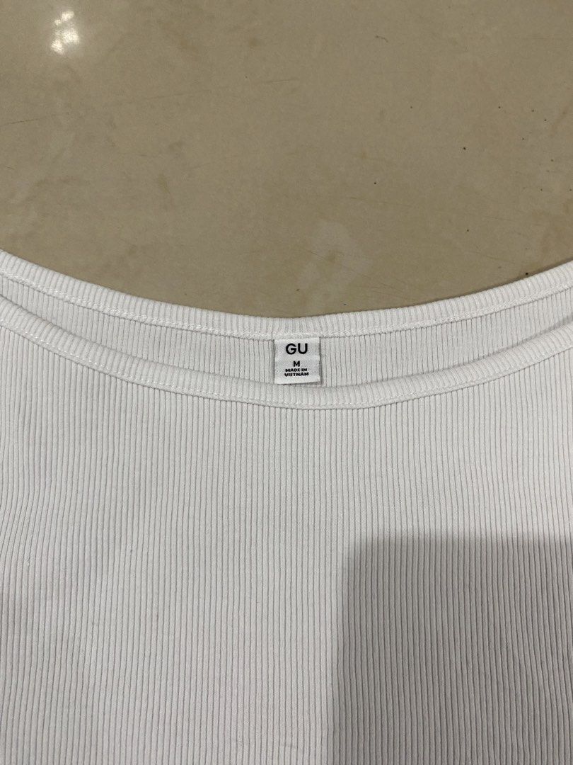 GU WHITE WOMENS RIBBED TOP (Category: Blouses) located in Talisay. Submitted by hustlethrift_2600 (Listing ID 1468932271, Image 3). Description: GU WHITE WOMENS RIBBED TOP M ON TAG BEST FIT S-M 16 W 21 L EXCELLENT CONDITION 9.9/10 COLOR RATE NO ISSUE - 449 📩.