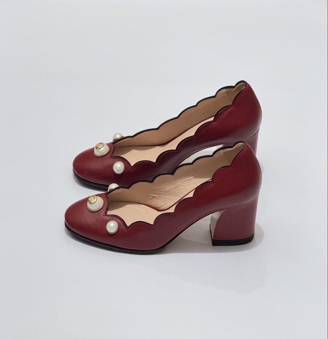 Gucci (Category: Heels) located in Quezon City. Submitted by byuklph (Listing ID 1469119339, Image 3). Description: Authentic 💯size34.5/23cm slim Excellent condition no inclusion .