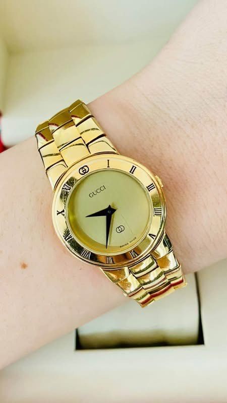 G.U.C.C.I 3300L Watch (Category: Women's Watches) located in Manila. Submitted by annafinds (Listing ID 1469054156, Image 2). Description: ₱12,500 Auth G.U.C.C.I 3300L Watch for Ladie’s -Sapphire Glass -Swiss Made -Stainless Steel -Quartz Movement -Small to Medium Wrist Size -In Excellent Condition DM for Offers and other Inquiries💌 📌Disclaimer:📌 I Claim to be a Legit Watch Reseller. All Products, Names, Brands, and Logos are owned by their re