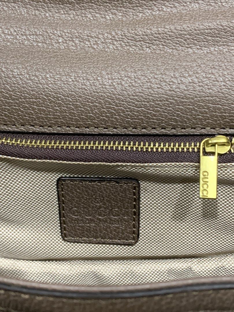 GUCCI BAMBOO HANDLE BAG (Category: Luxury Bags & Wallets) located in Tacurong. Submitted by luxfinds_ph (Listing ID 1469062886, Image 3). Description: .