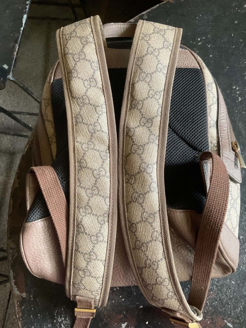 Gucci cherryline backpack (Category: Luxury Bags & Wallets) located in Davao. Submitted by baghunterluxxe (Listing ID 1468977736, Image 2). Description: change zipper puller small self authentication.
