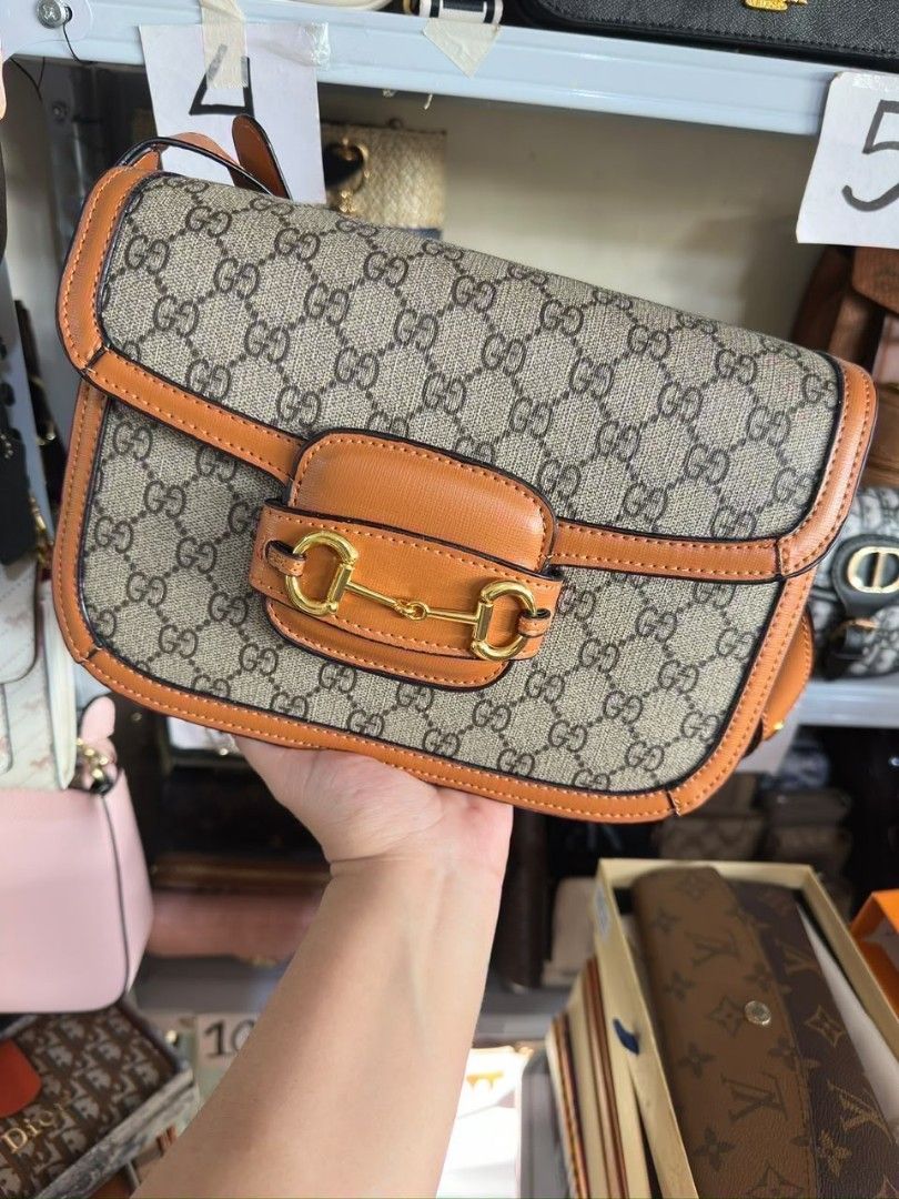 Gucci Horsebit 2way Bag (Category: Shoulder Bags) located in Binmaley. Submitted by amayscollections2 (Listing ID 1468985697, Image 2). Description: On Sale Orig quality Coded Gucci Horsebit 2way in gamuza lining kasya long wallet with box and dustbag na din very pretty in person for only: ₱850+sf payment first ₱920+sf cash on delivery 📍Pangasinan We Ship Nationwide🚚.
