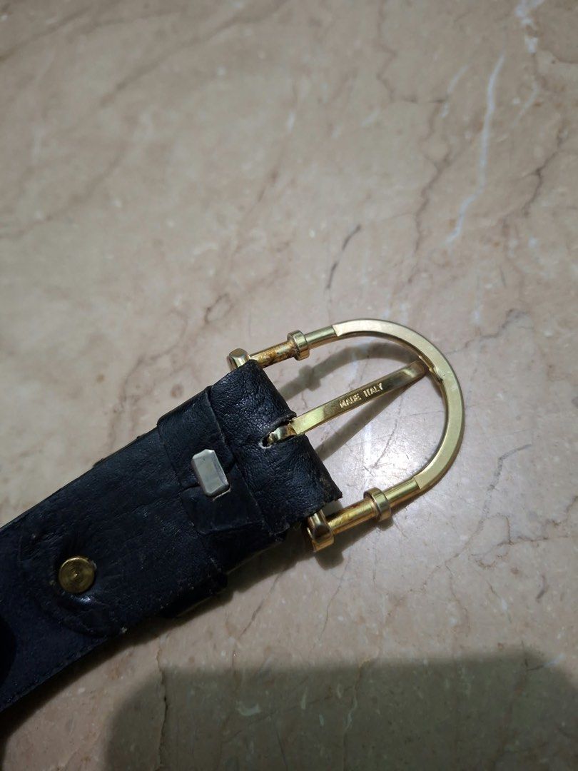 GUCCI VINTAGE BELT (Category: Luxury Accessories) located in Manila. Submitted by crestymill (Listing ID 1469000986, Image 3). Description: FOR SALE 💌 GUCCI BELT FIT SIZE 28-32 850php.