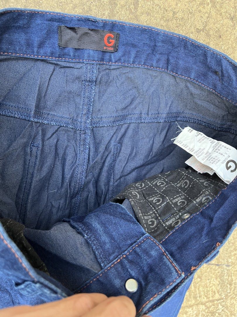 Guess (Category: Jeans) located in City of Isabela. Submitted by ibzagga (Listing ID 1469008605, Image 3). Description: Size 32.