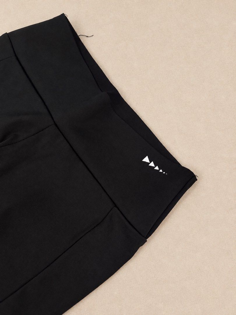 Gym Sport Leggings (Category: Dresses) located in Manila. Submitted by lexiandco.ph (Listing ID 1468971805, Image 2). Description: .