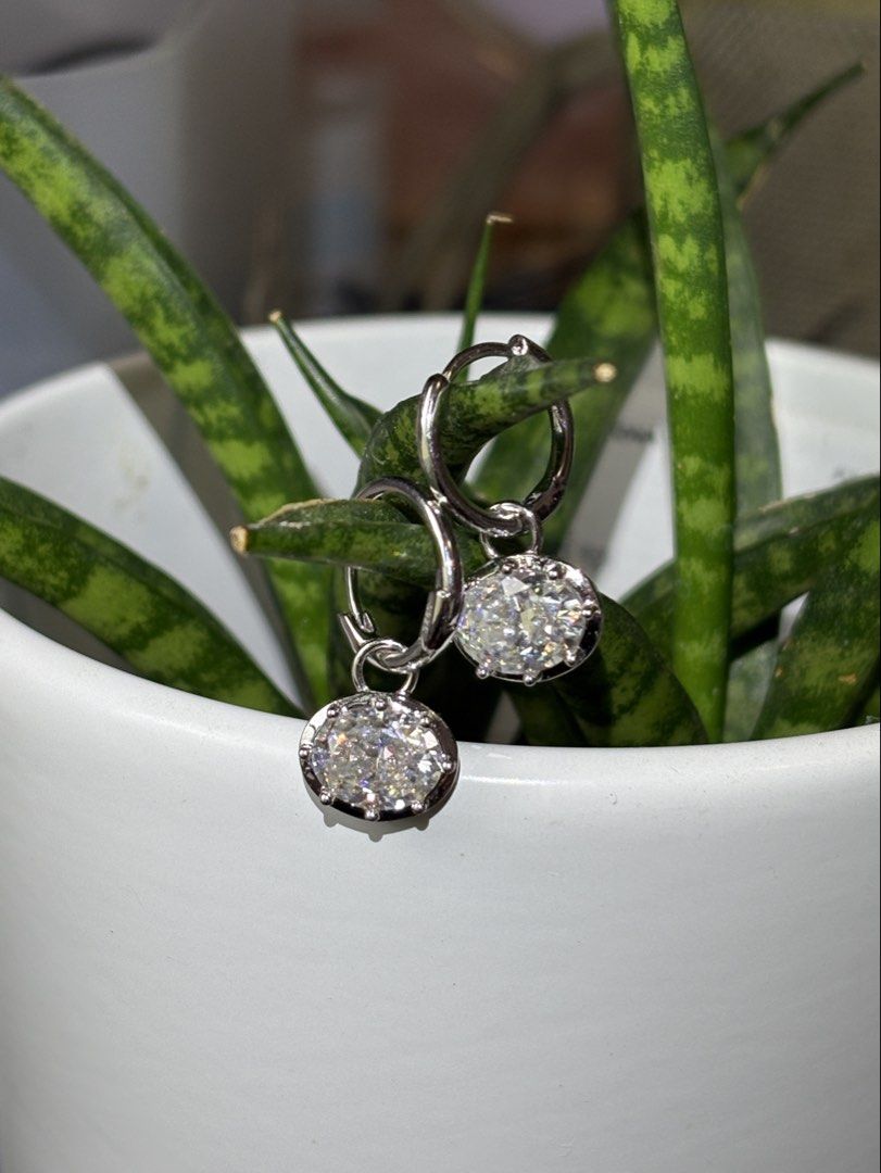Hailey B oval earrings (moissa 2 ct each) (Category: Earrings) located in Cavite. Submitted by loon_a (Listing ID 1469085840, Image 1). Description: Trendy Hailey Bieber earrings✨ 2 ct each oval moissa (ice cut) in s925 settings (with certificate) Brand new 💯 LAST PRICE POSTED/Actual item used for photo RFS: Change of mind Payment via bank (BPI/GoTyme) or GCash/Maya.