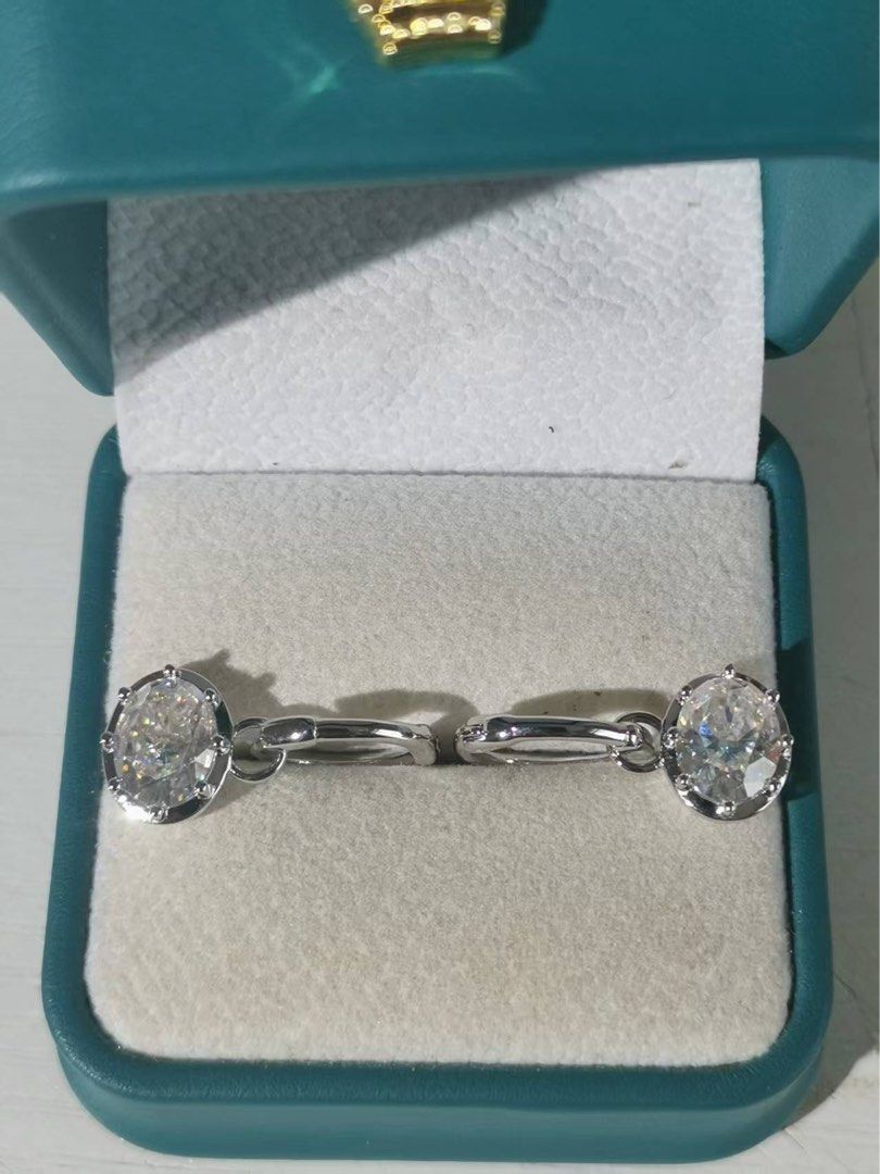 Hailey B oval earrings (moissa 2 ct each) (Category: Earrings) located in Cavite. Submitted by loon_a (Listing ID 1469085840, Image 2). Description: Trendy Hailey Bieber earrings✨ 2 ct each oval moissa (ice cut) in s925 settings (with certificate) Brand new 💯 LAST PRICE POSTED/Actual item used for photo RFS: Change of mind Payment via bank (BPI/GoTyme) or GCash/Maya.