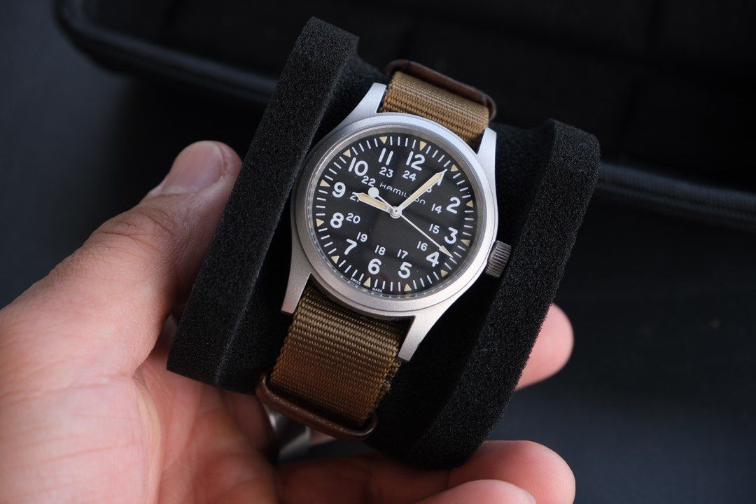 Hamilton Khaki Field Mechanical 38mm (Category: Men's Watches) located in Quezon City. Submitted by kevinstv3191 (Listing ID 1469044643, Image 2). Description: Hamilton Khaki Field Mechanical 38mm *NO TRADES / NO SWAP / NO LOW BALL OFFER* ₱25,000 - one of the ultimate everyday “tool” watches and the perfect gateway into Swiss watchmaking - Mint Condition - Complete box and papers - Very small dent at the lower right lug - Glass has small hairline